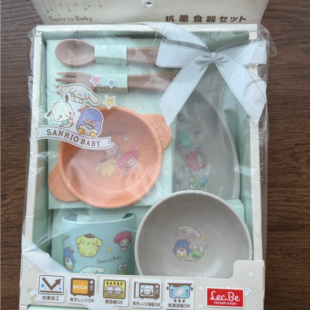 Sanrio Baby Pastel Dinnerware Set